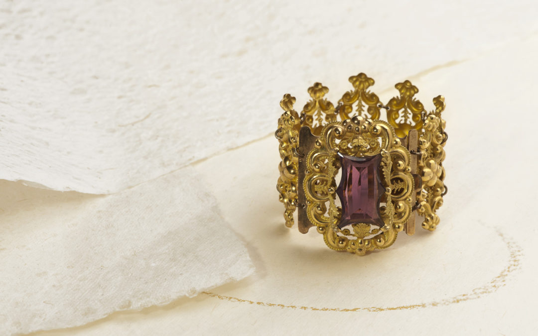 Bracelet manchette époque milieu XIXe siècle